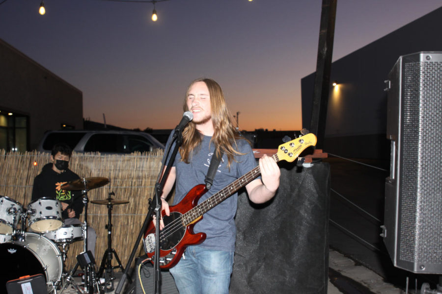 Johnny Levine (12) plays the bass and sings back-up for the band Hangmans cover of Dreams by Fleetwood Mac, March 12. Levine and his bandmates formed the band last May to pursue their passions for music after meeting at the School of Rock.