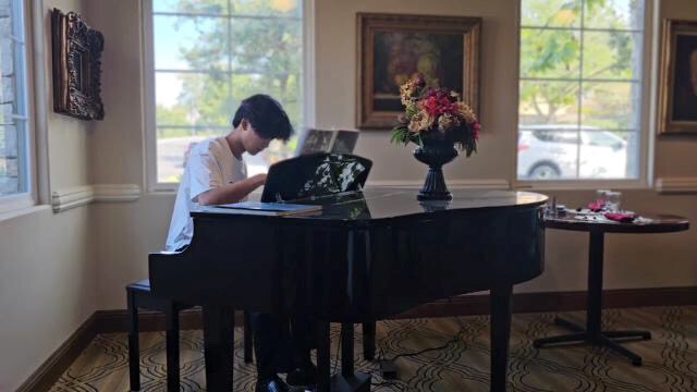Park wins first in the Charleston International Piano Competition