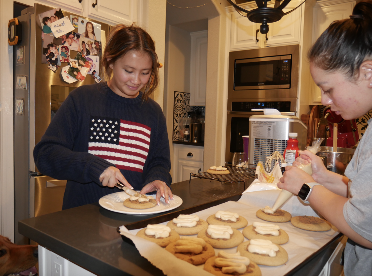 Mendoza sisters bake cookies for home business