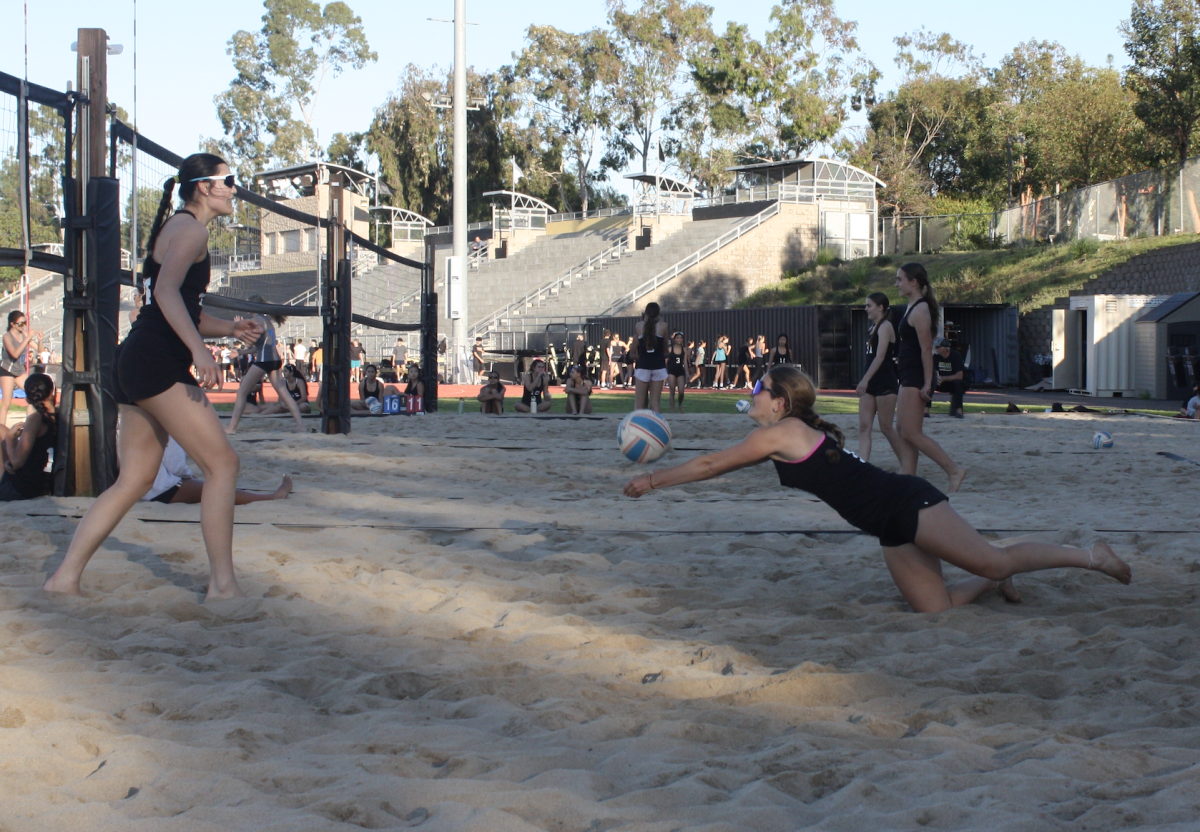 Ngo, Tellers sweep Eastlake to lead team to win